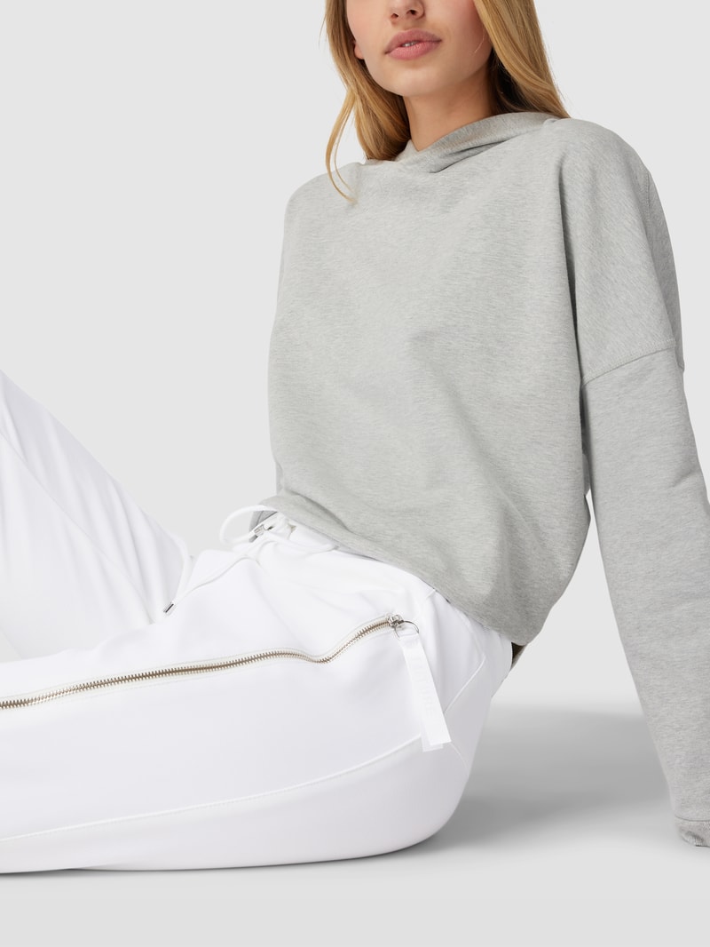 Sweatpants mit Strukturmuster Modell 'FUTURE 2.0' in weiß