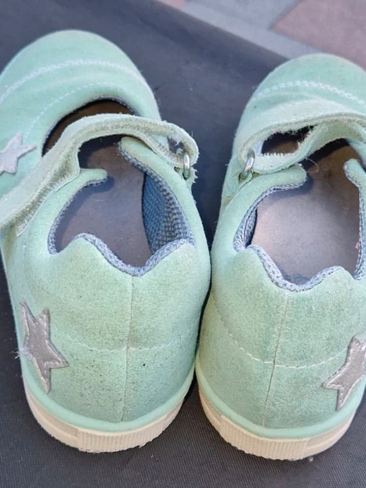 lamino Leder-Spangenballerinas in Grün günstig kaufen 30