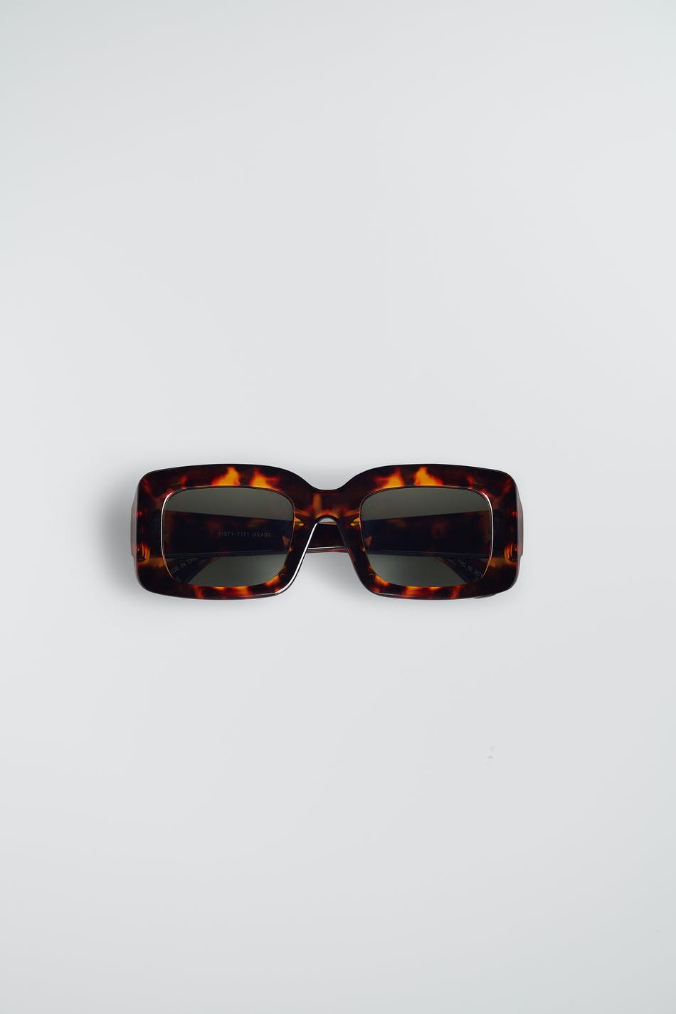 Square shaped sunglasses