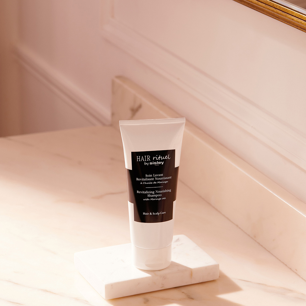 Hair Rituel by Sisley Soin Lavant Revitalisant Nourrissant Soin Lavant