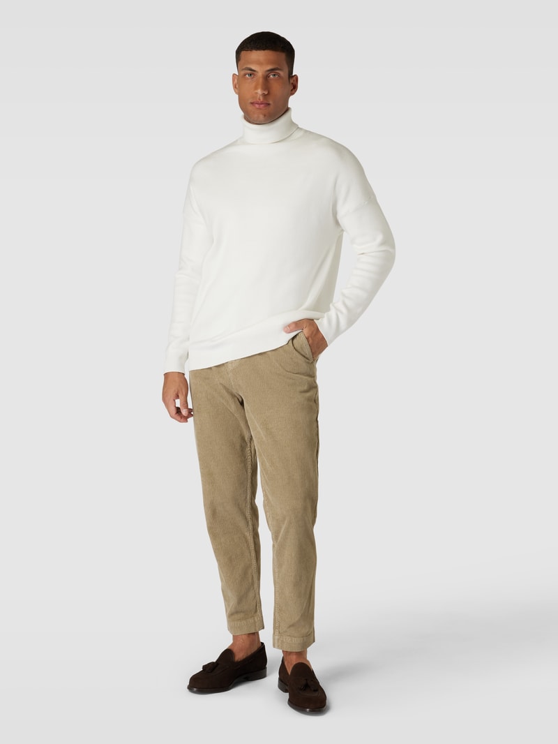 Cordhose mit Gesäßtaschen Modell 'Statum' in beige