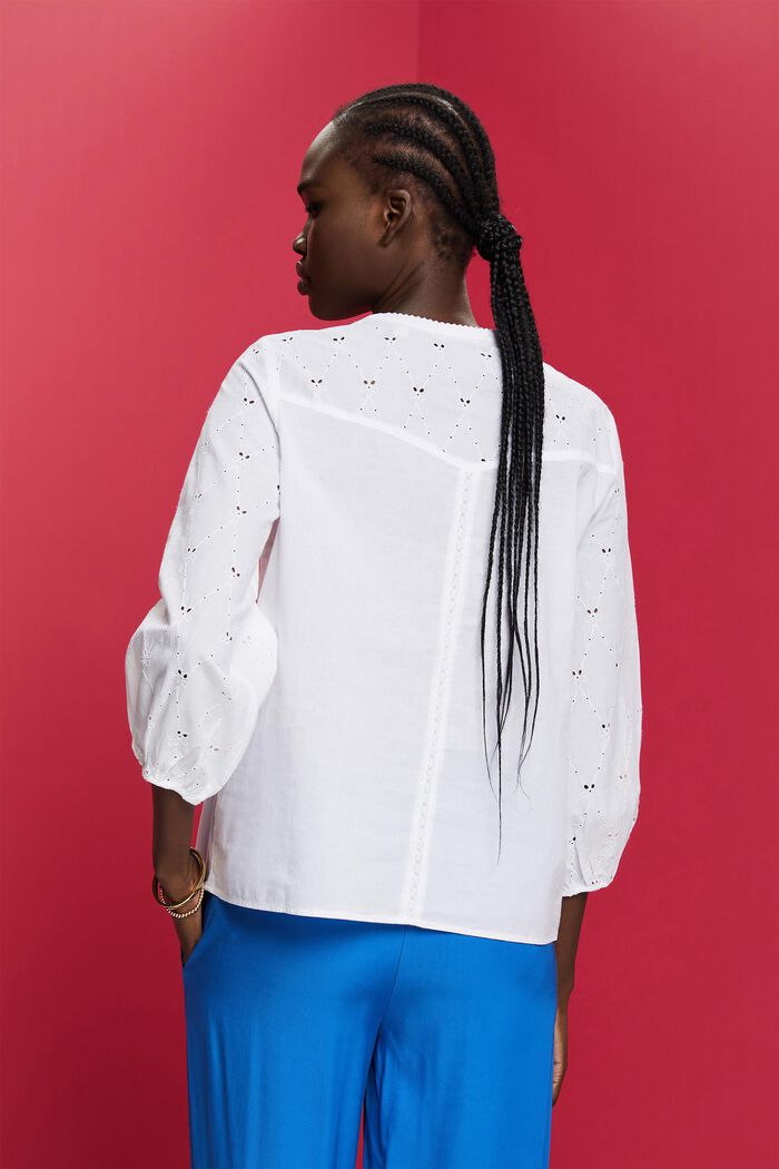 Bluse mit Stickerei, 100 % Baumwolle