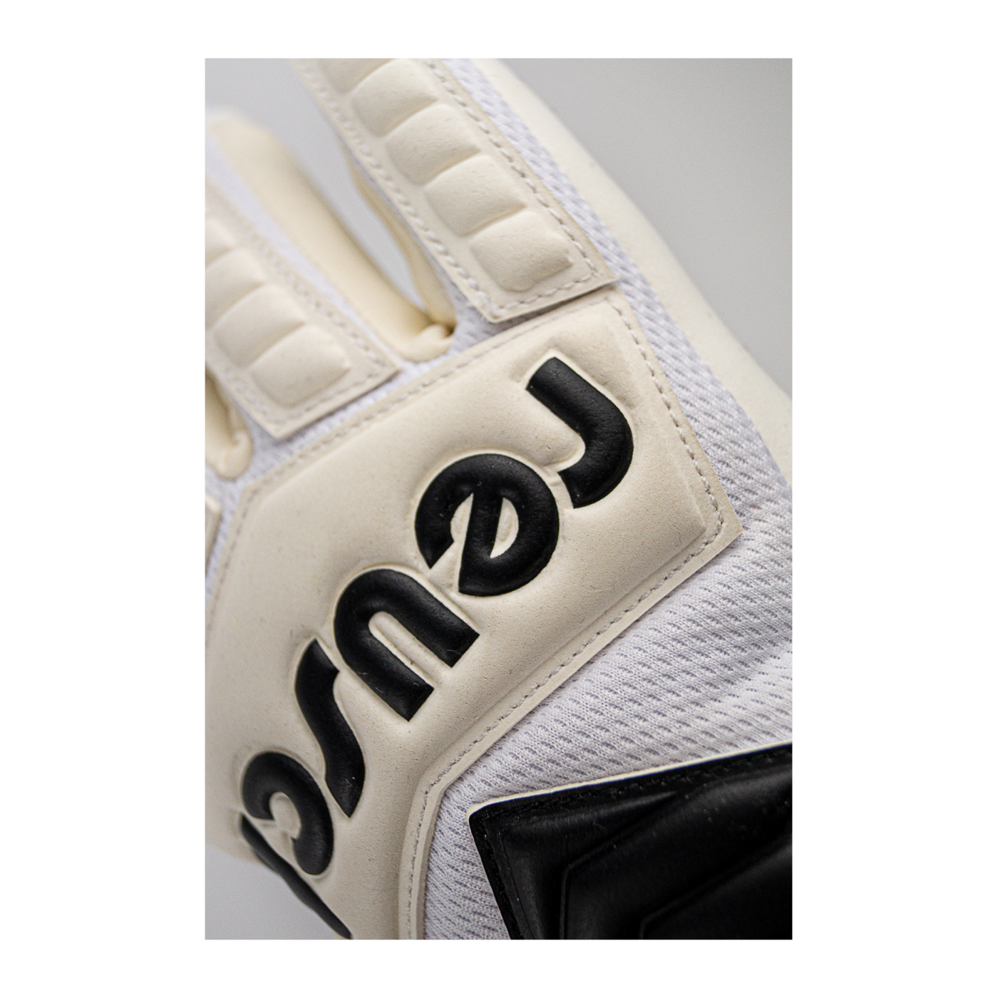 Reusch Legacy Arrow Silver TW-Handschuhe Weiss F1100