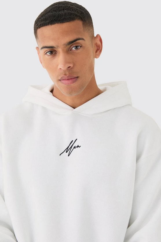 Oversize Man Signature Hoodie und Basketball-Shorts