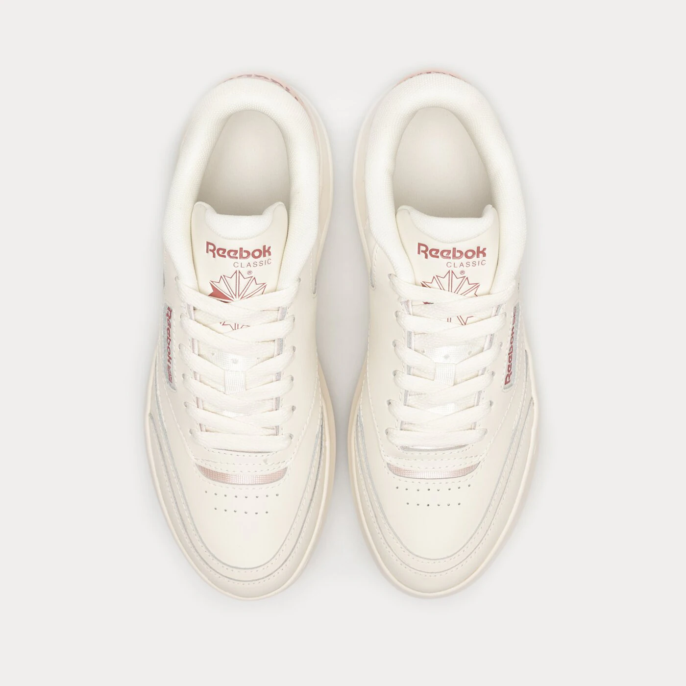 REEBOK CLUB C EXTRA Kremowy