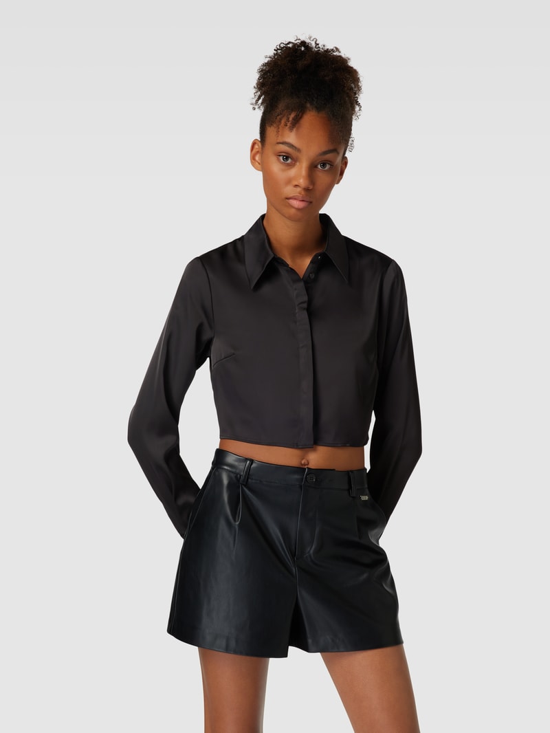 Cropped Bluse mit Umlegekragen Modell 'PILAR' in schwarz