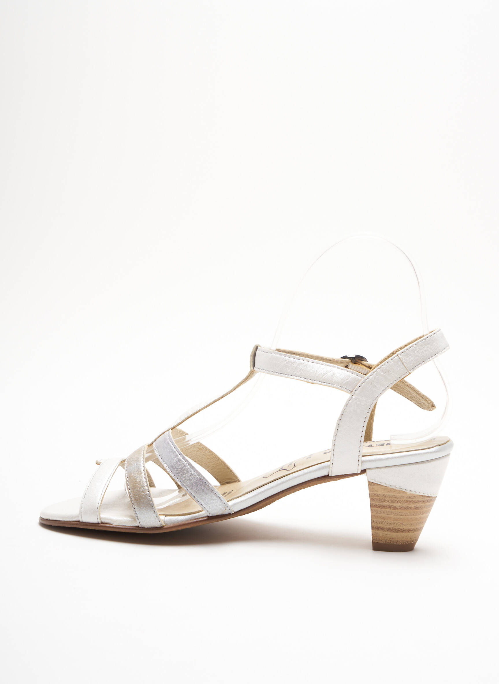 J Metayer Sandales Nu Pieds Femme couleur gris