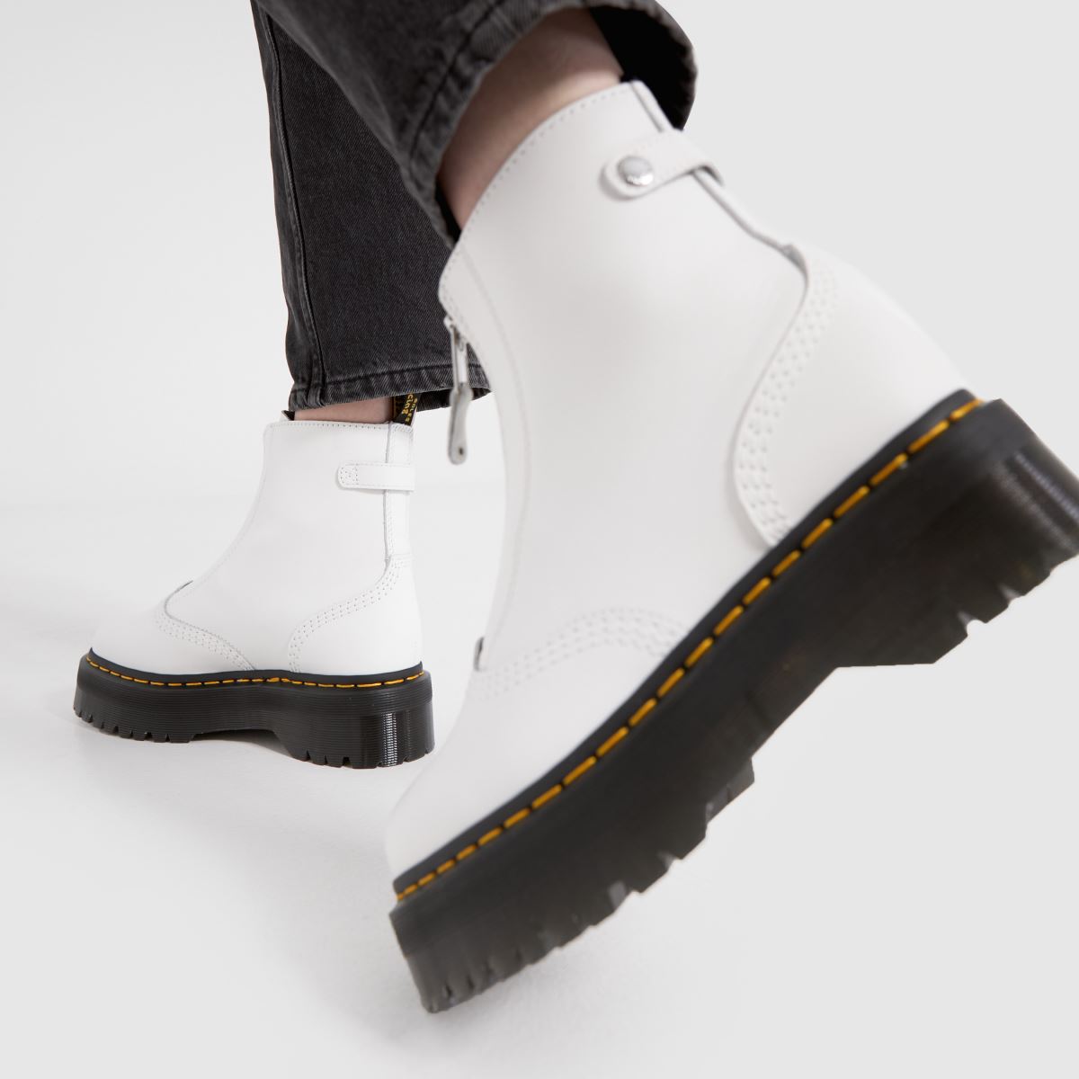 Dr Martens – Jetta – Vita quad-stövlar