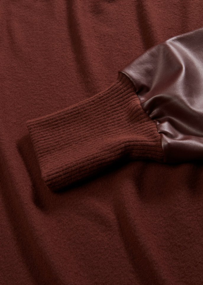 Strickshirt mit Lederimitatärmeln