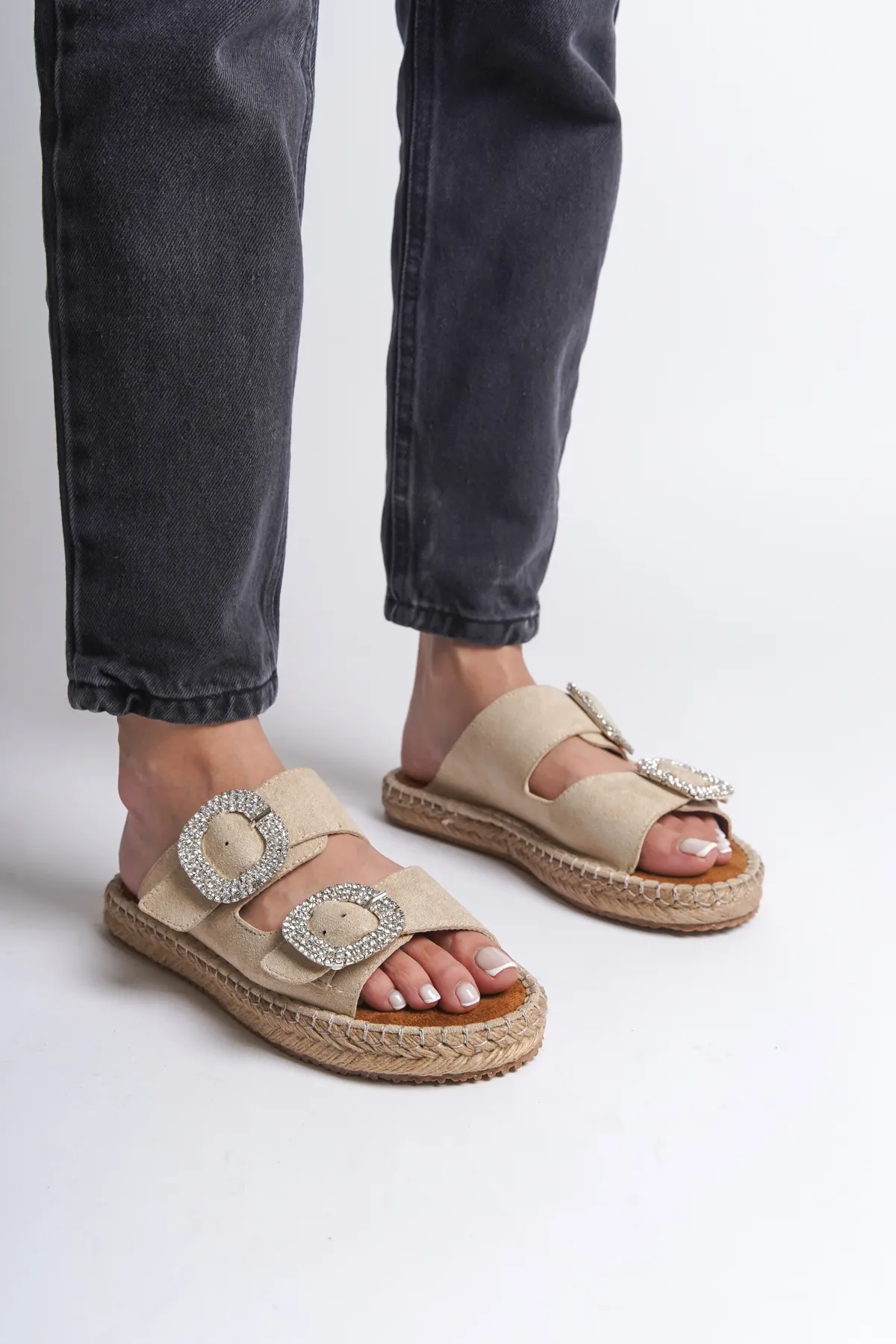 Capone Outfitters  Pantolette - Beige - Flacher Absatz
