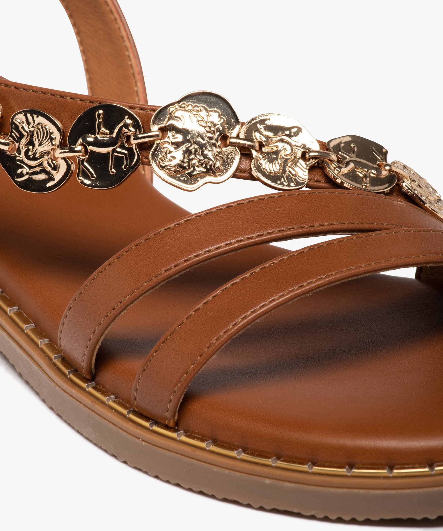 Sandales femme à talon plat avec bijoux métallisés marron | GEMO