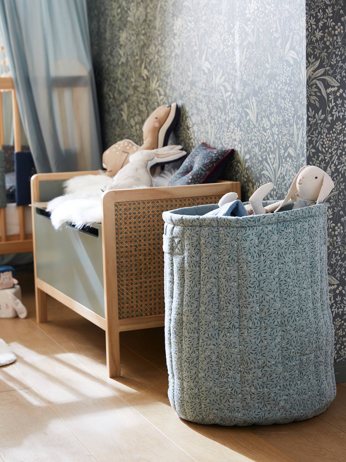 Vertbaudet Kinderzimmer Aufbewahrungskorb MAGIC FOREST, Musselin - grün bedruckt