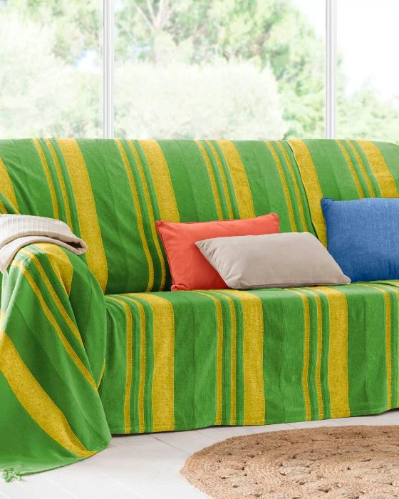 Jeté de fauteuil ou de canapé uni et rayé