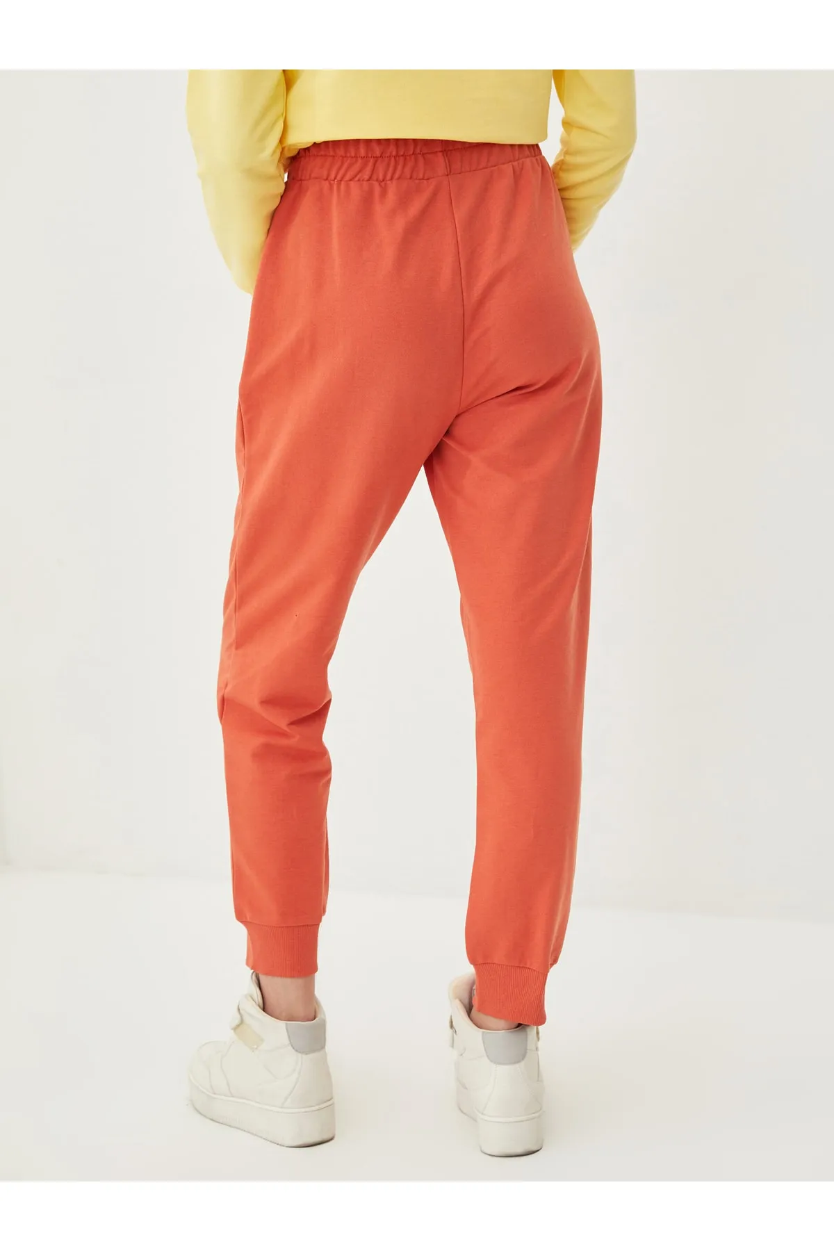 LC Waikiki  Jogginghose für Damen mit elastischem Bund und geradem Taschendetail