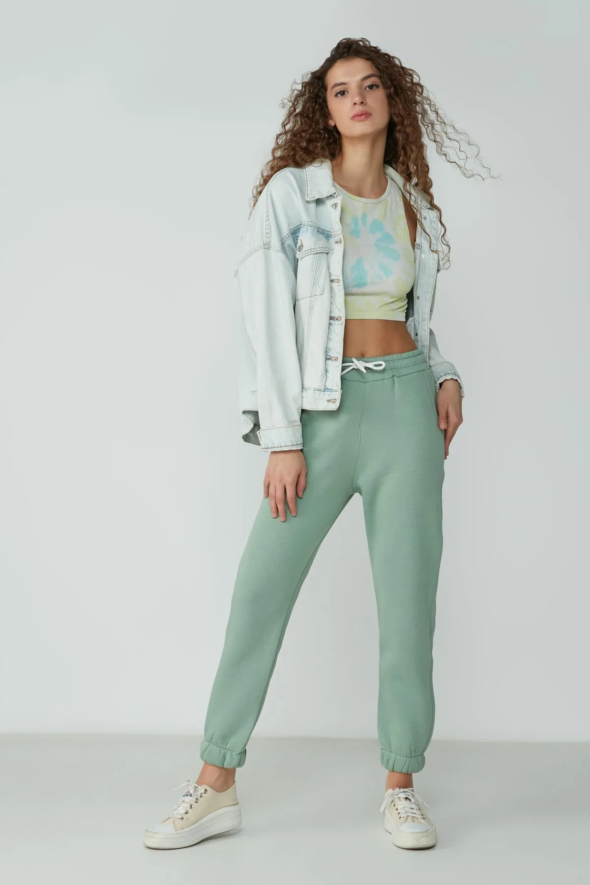 C&City  Basic Jogger Jogginghose 902 Pistaziengrün