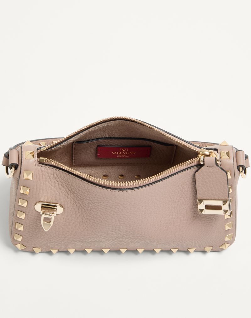 Bolsa de ombro pequena Rockstud em couro de bezerro granulado