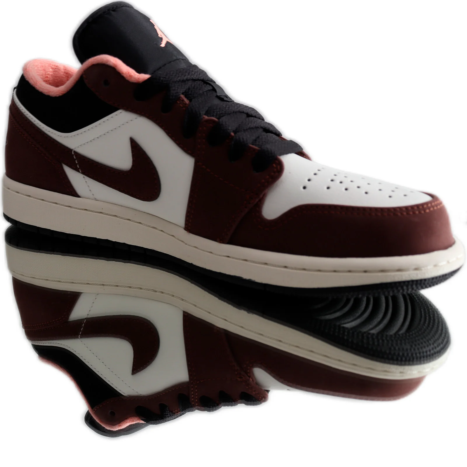 Jordan 1 Low Mocha