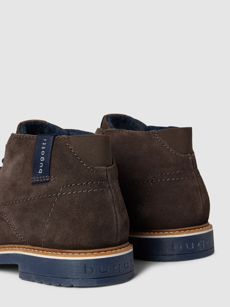 Derby-Schuhe aus Leder in dunkelgrau