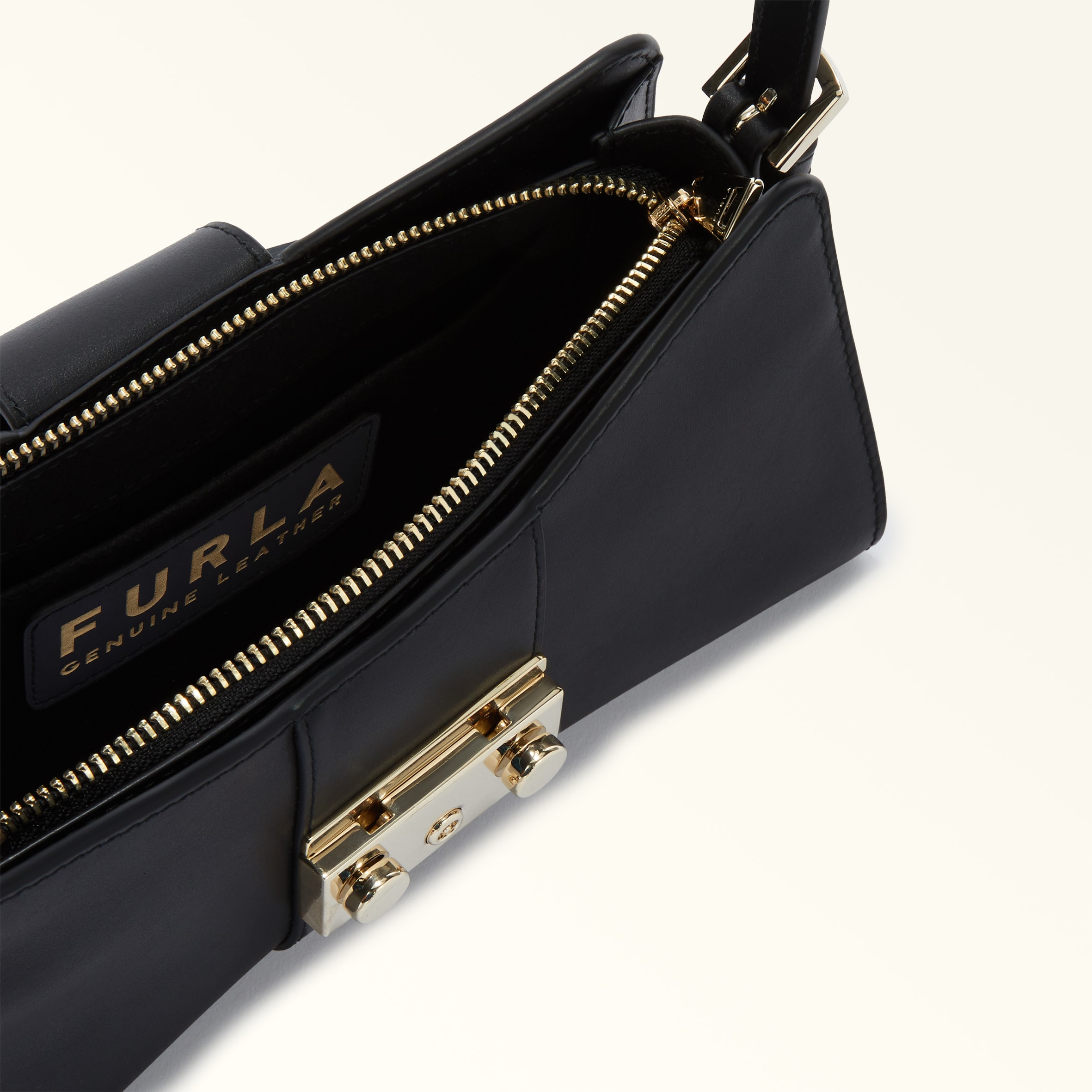 Furla Metropolis Remix
