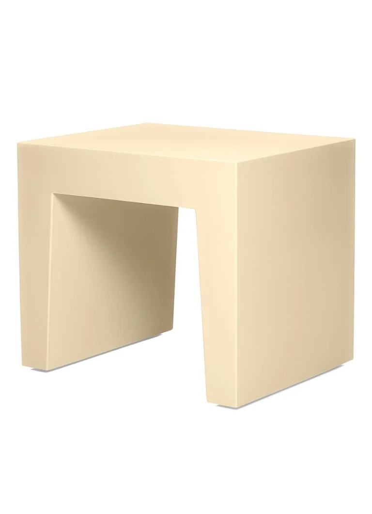 Scaun Fatboy din beton, șezut 40 x 50 cm.