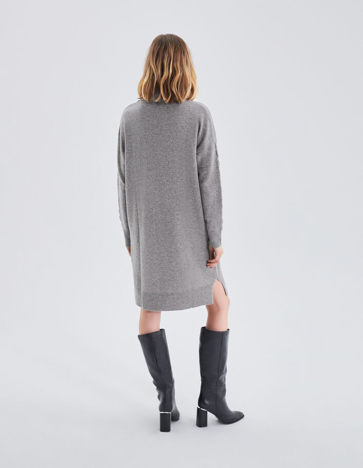 Robe grise tricot boutons gravés sur l'épaule Femme