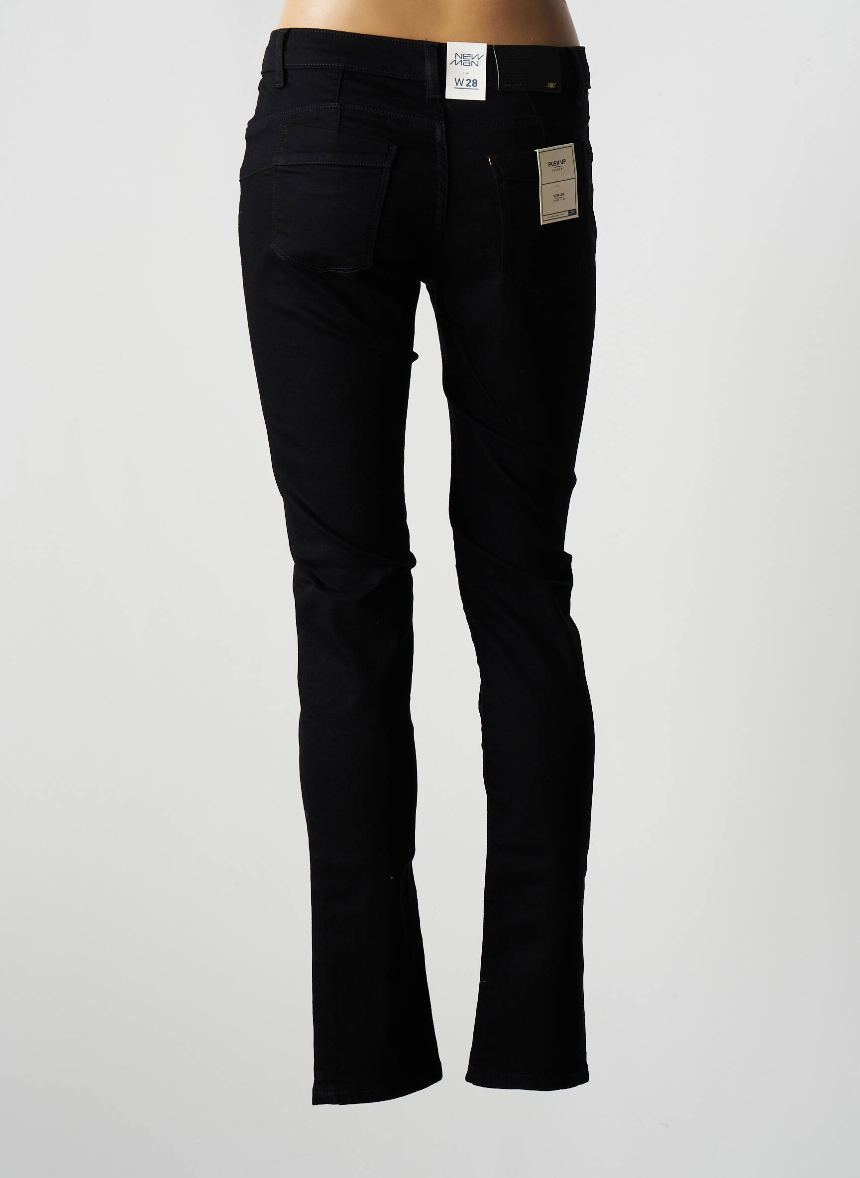 New Man Jeans Coupe Slim Femme couleur noir