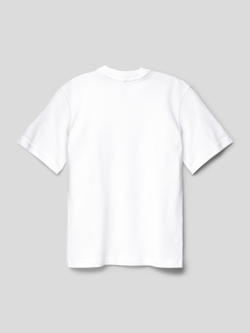 T-Shirt mit Label-Detail in weiß