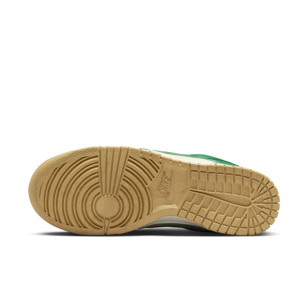 Nike Dunk Low FB7173 131 / grün