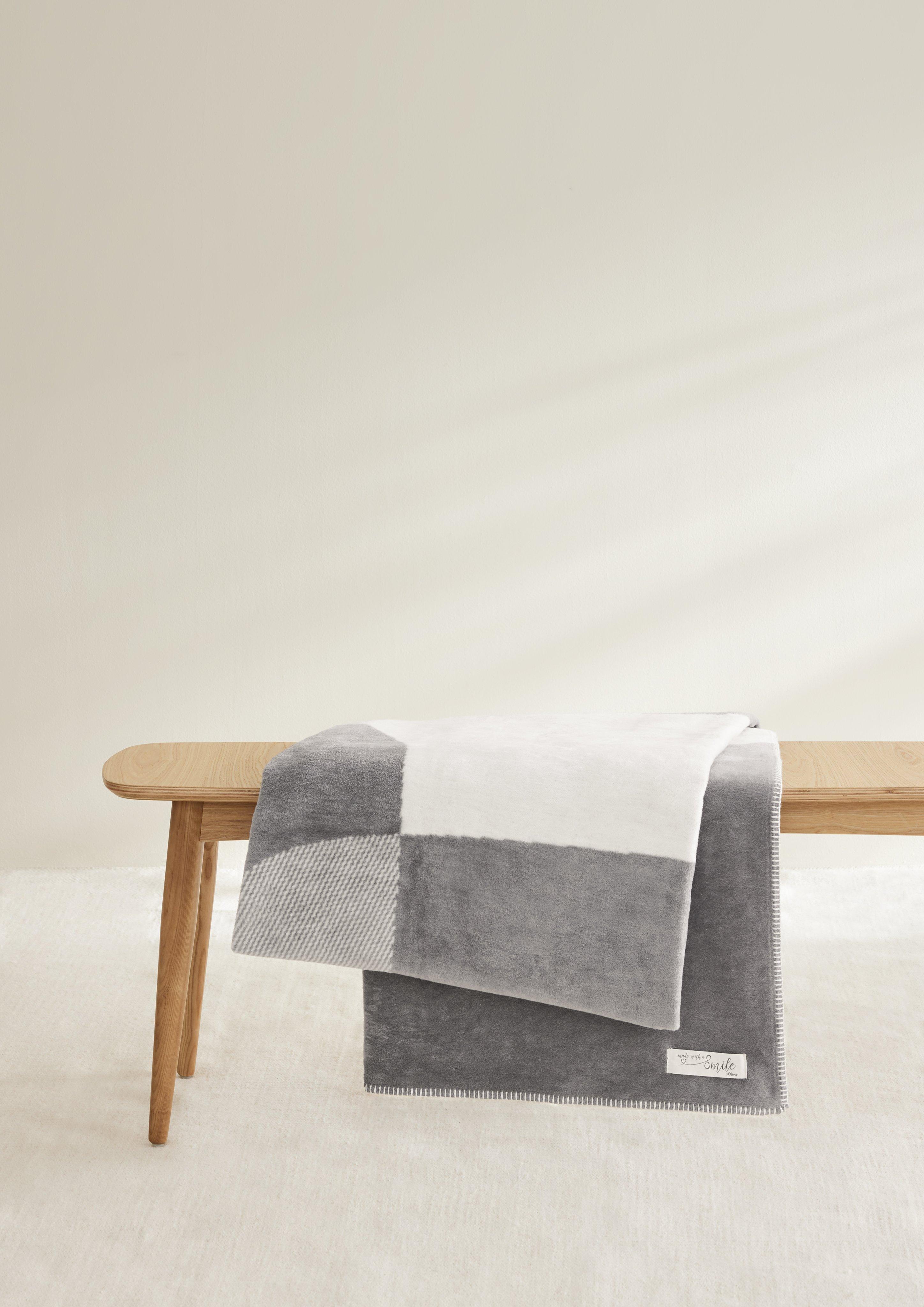 Kuschelige Decke aus Jacquard  6009331-800