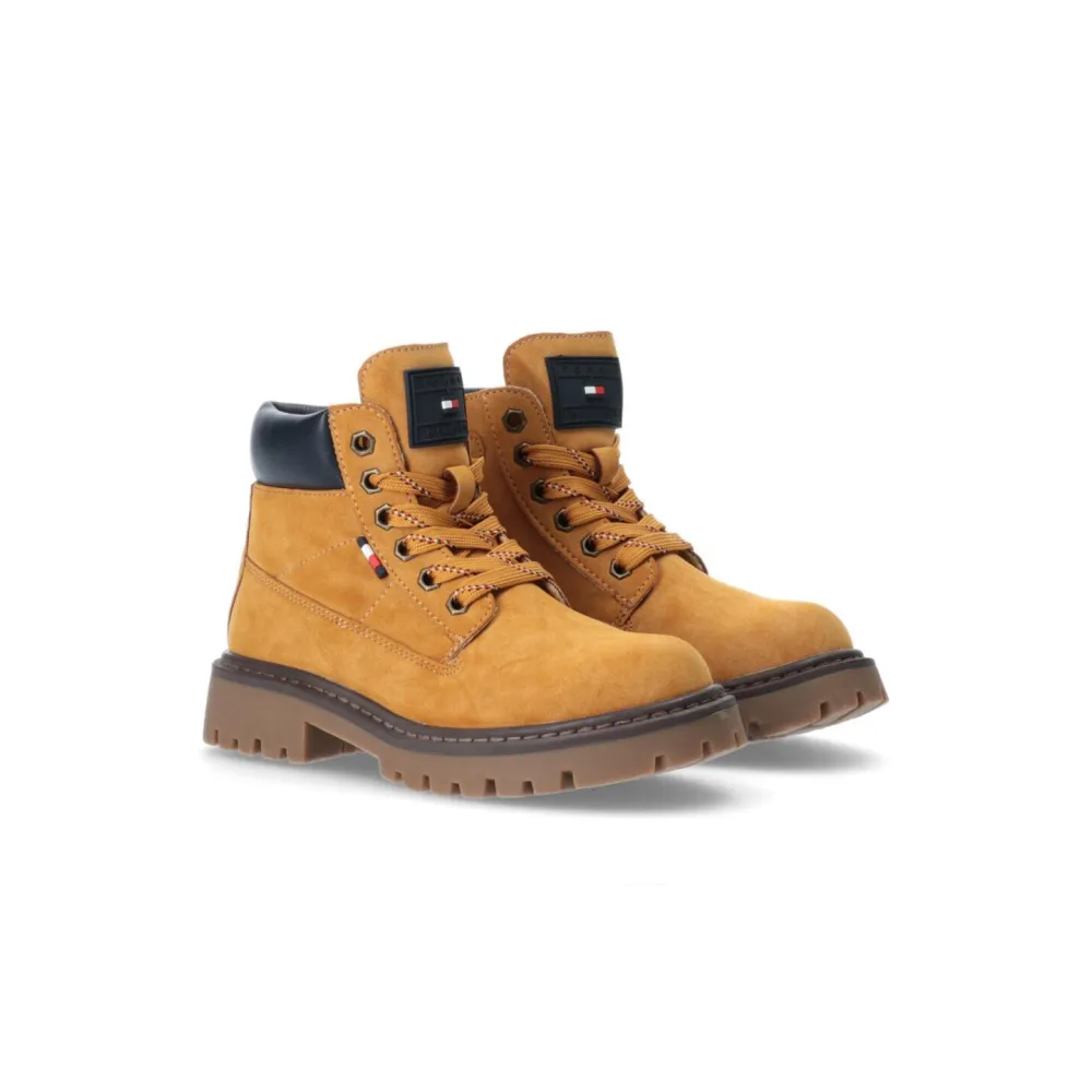 Tommy Hilfiger Boots T3B5-32534-1467A255 / braun