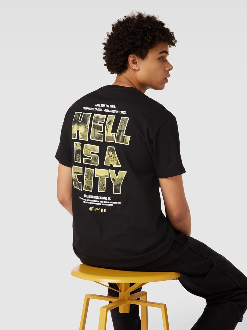 T-Shirt mit Statement-Print in schwarz