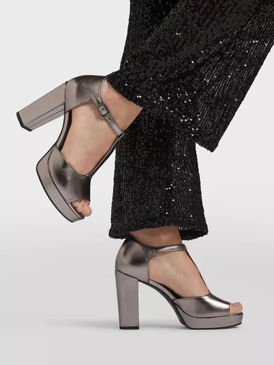 Catwalk T-Spangenpumps