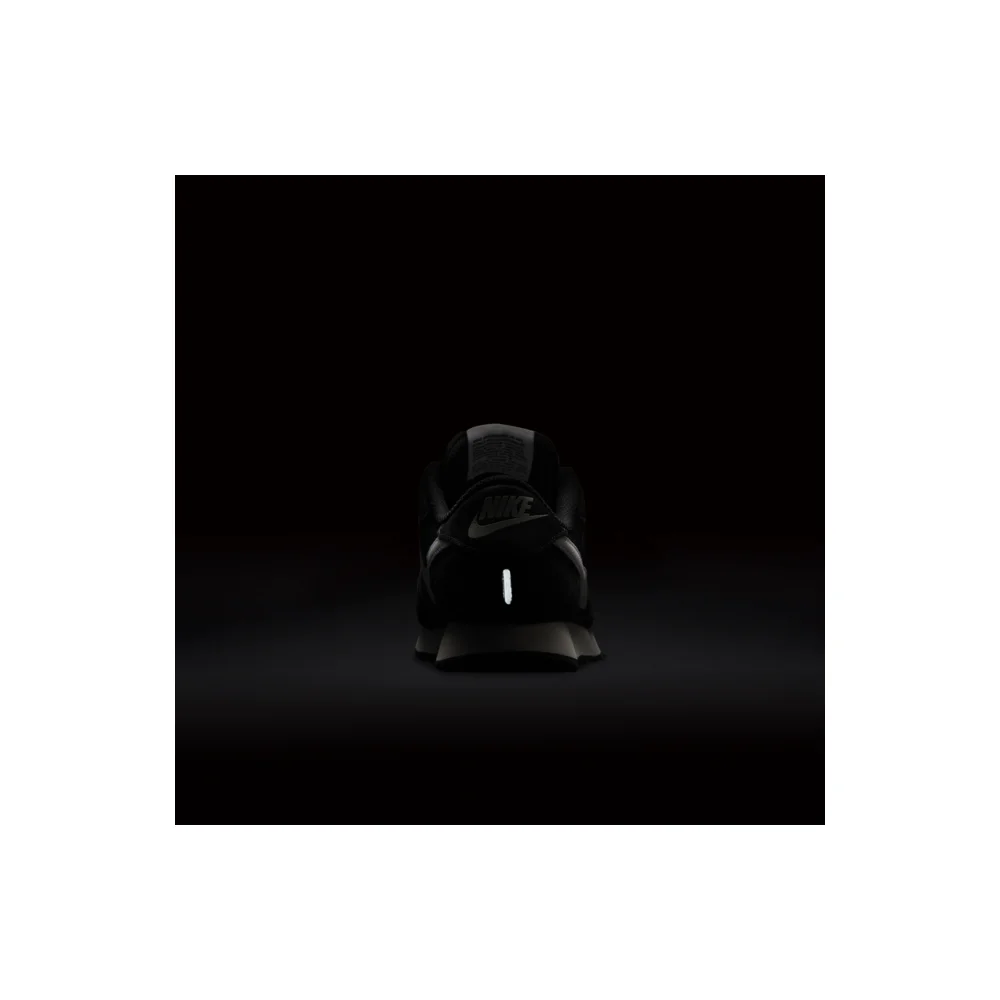 Nike MD Valiant CN8558-002 / schwarz