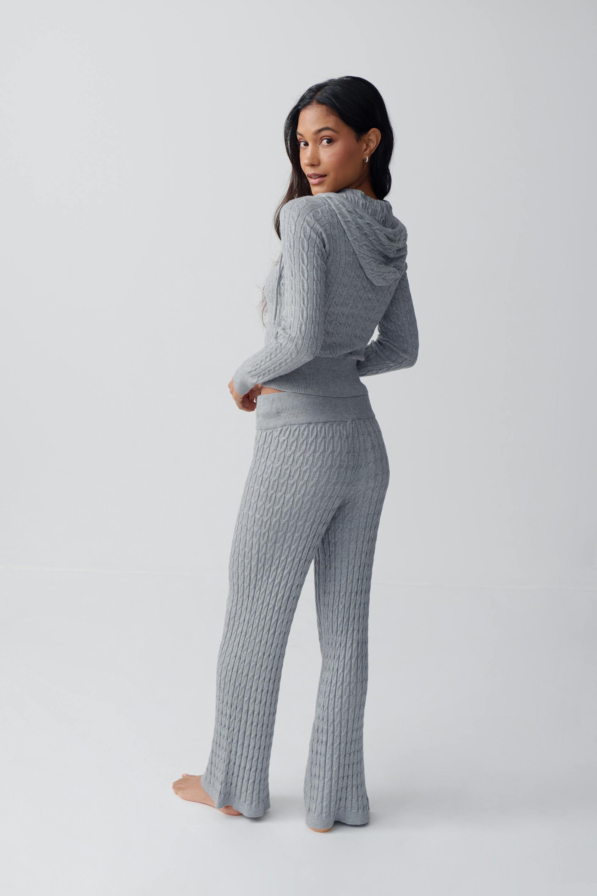 Cable knitted trousers