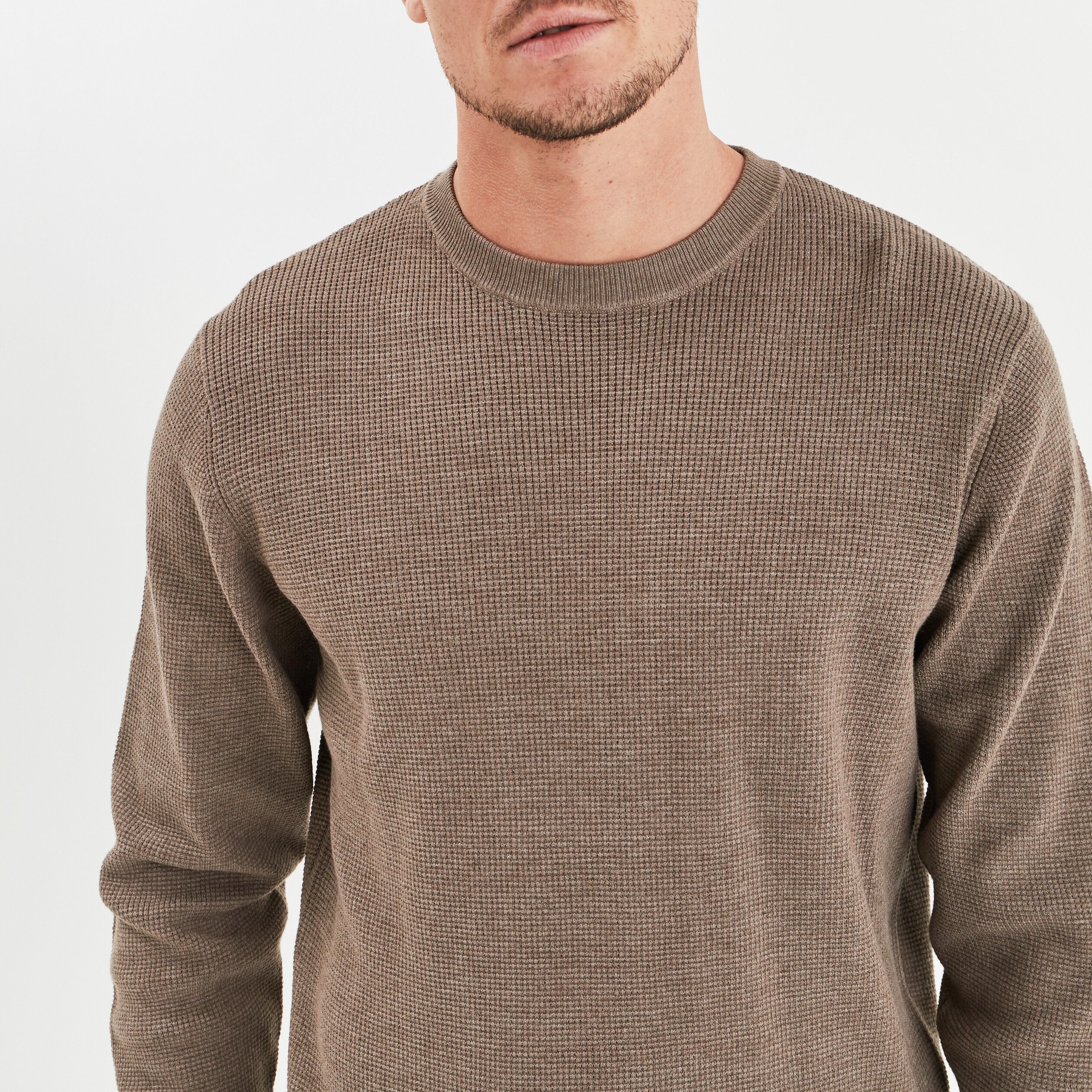 Pull avec col rond à relief gris homme | La Halle