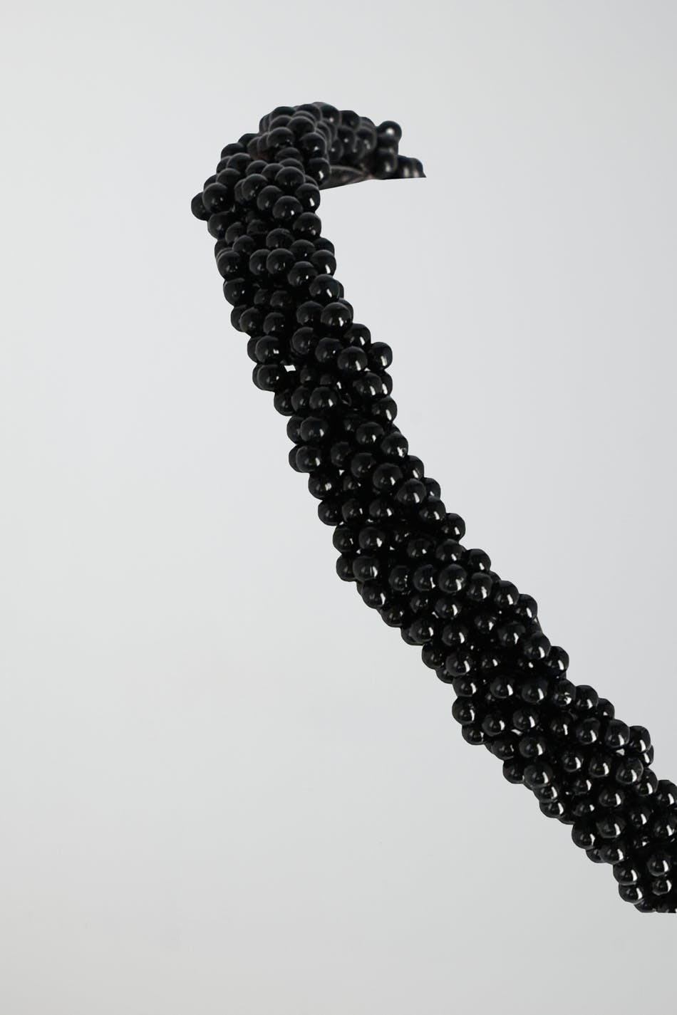 Pleated pearl headband