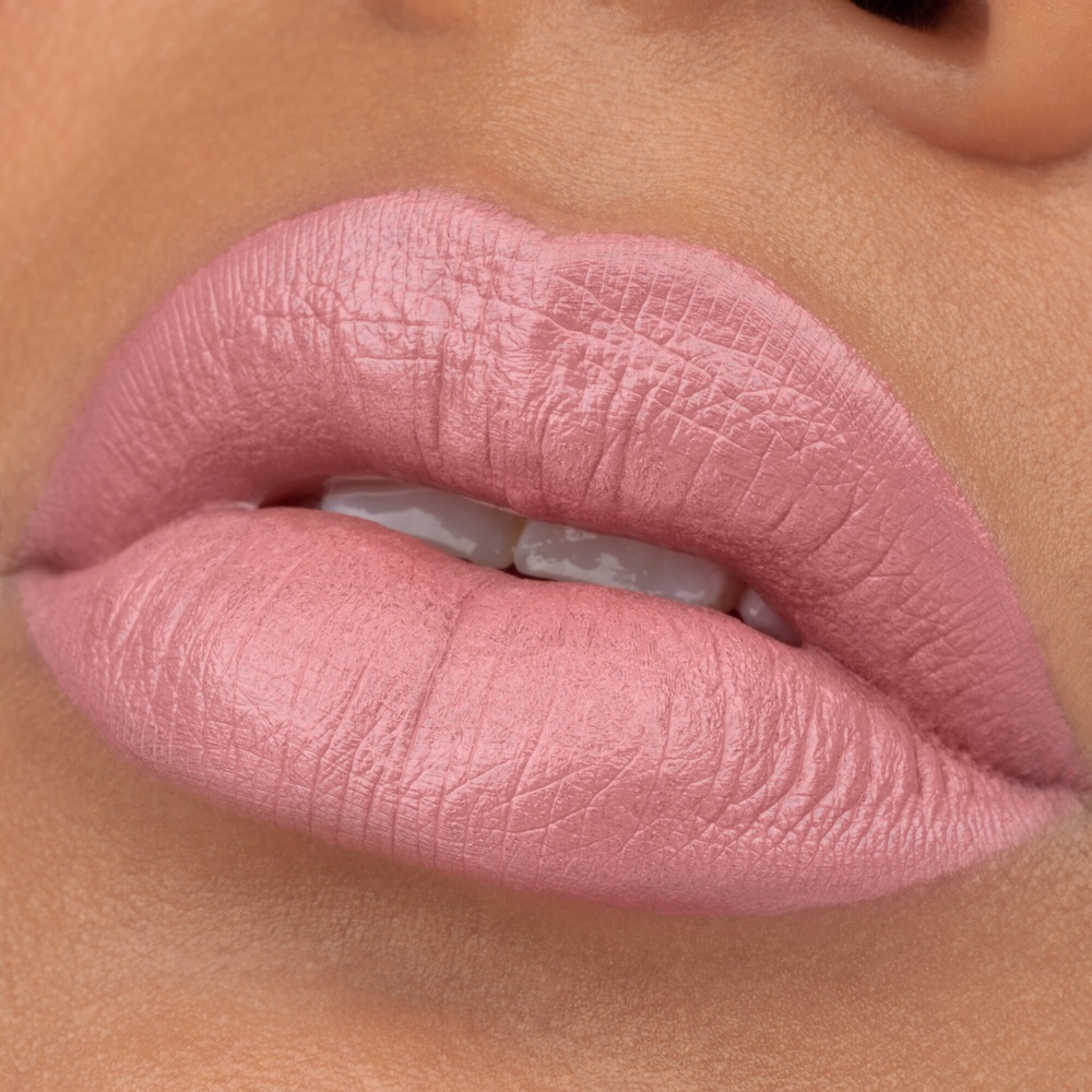 essence hydra MATTE rouge à lèvres en stick résultat mat 410 NUDE MOOD Rouge à Lèvres