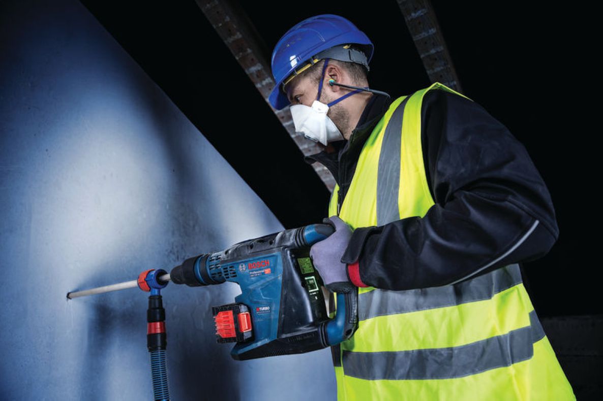 Bosch Blue Accessories 1600A0373Z EXBA18V-150/160 akkumulátor indítókészlet 2x EXBA18V-150 és EXAL18V-160 töltő dobozban