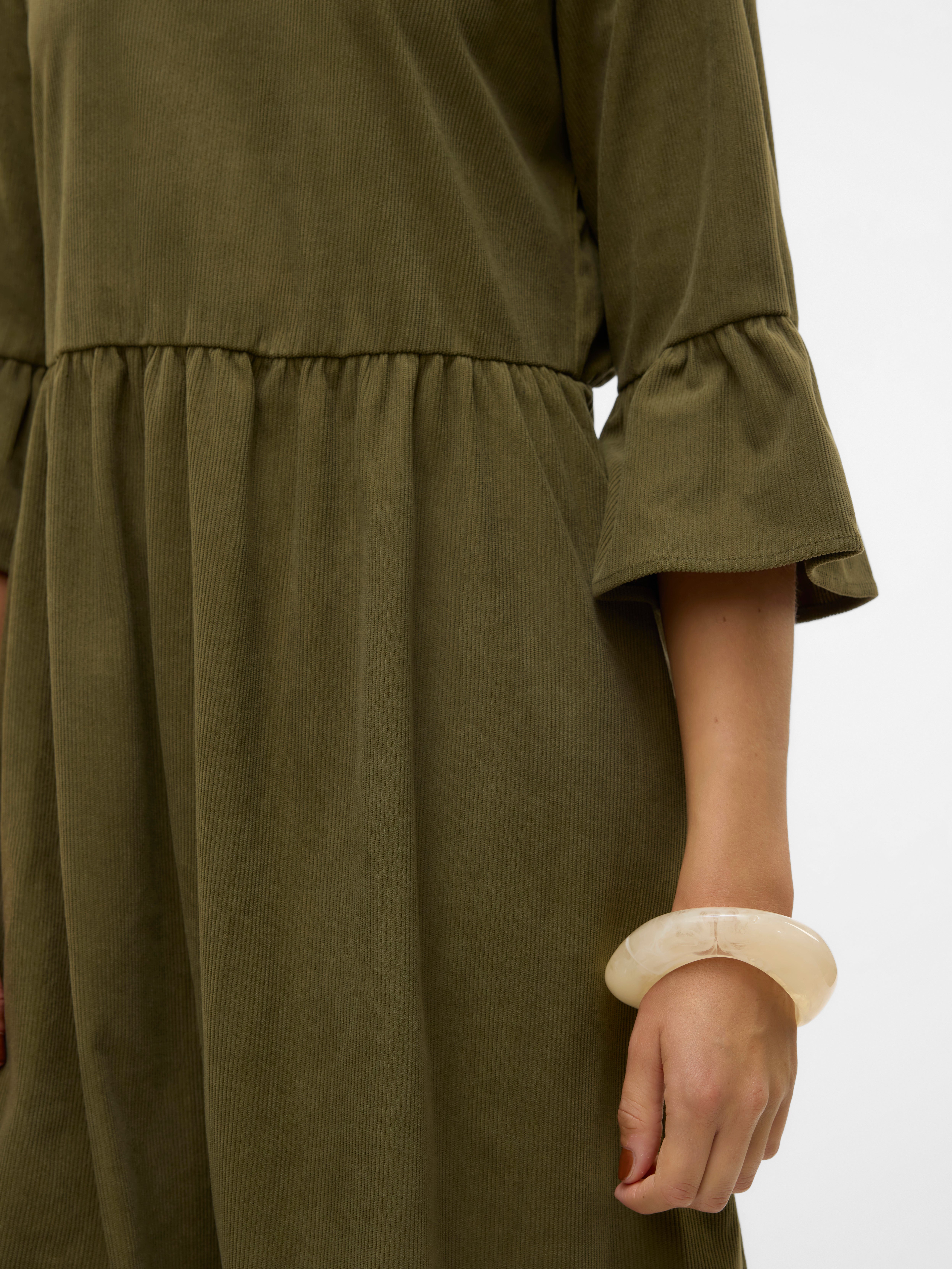 VMVILJA Samtkleid