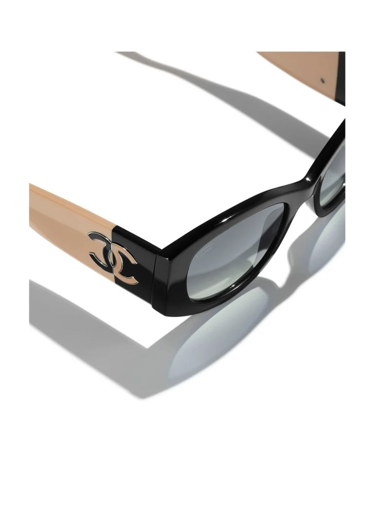 CHANEL OVAL SUNGLASSES