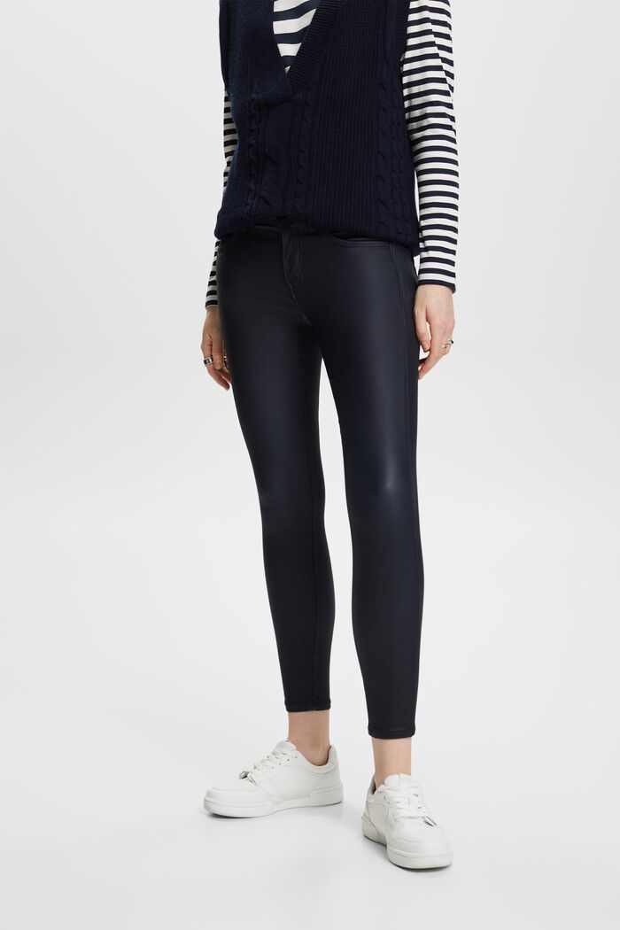 Beschichtete Hose mit schmalem Bein und mittlerer Bundhöhe