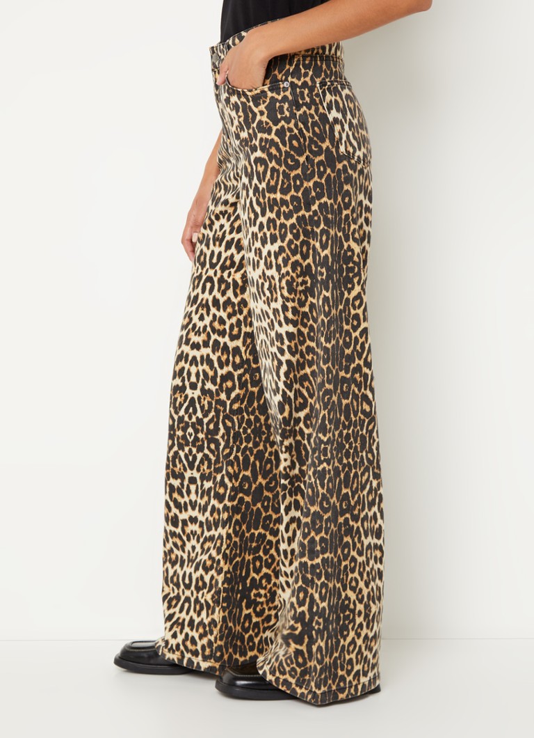 Co'Couture High waist wide leg jeans with leopard print