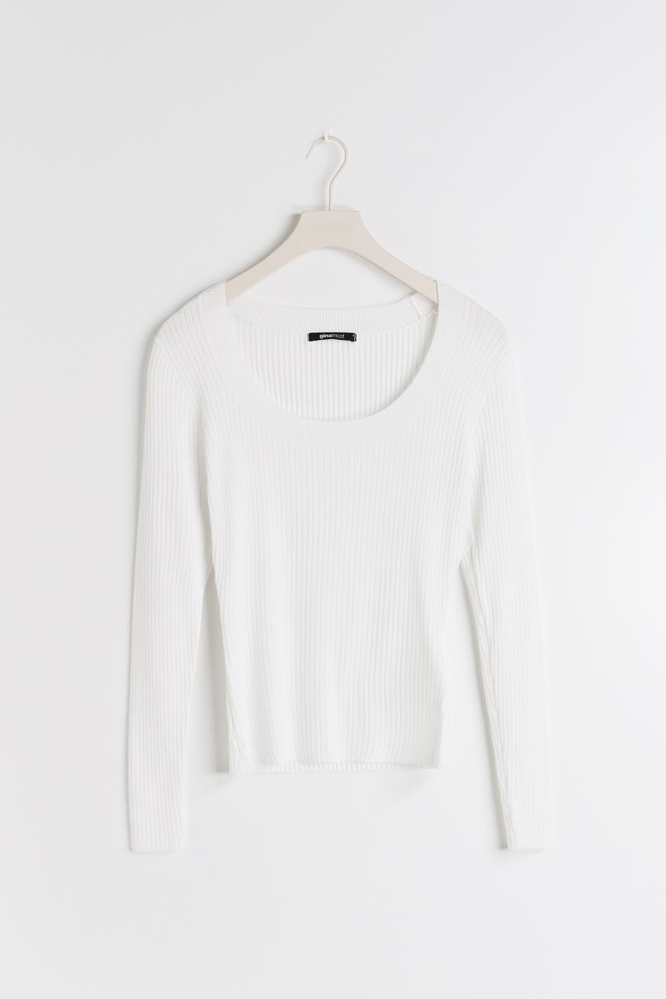 Long sleeve knitted top