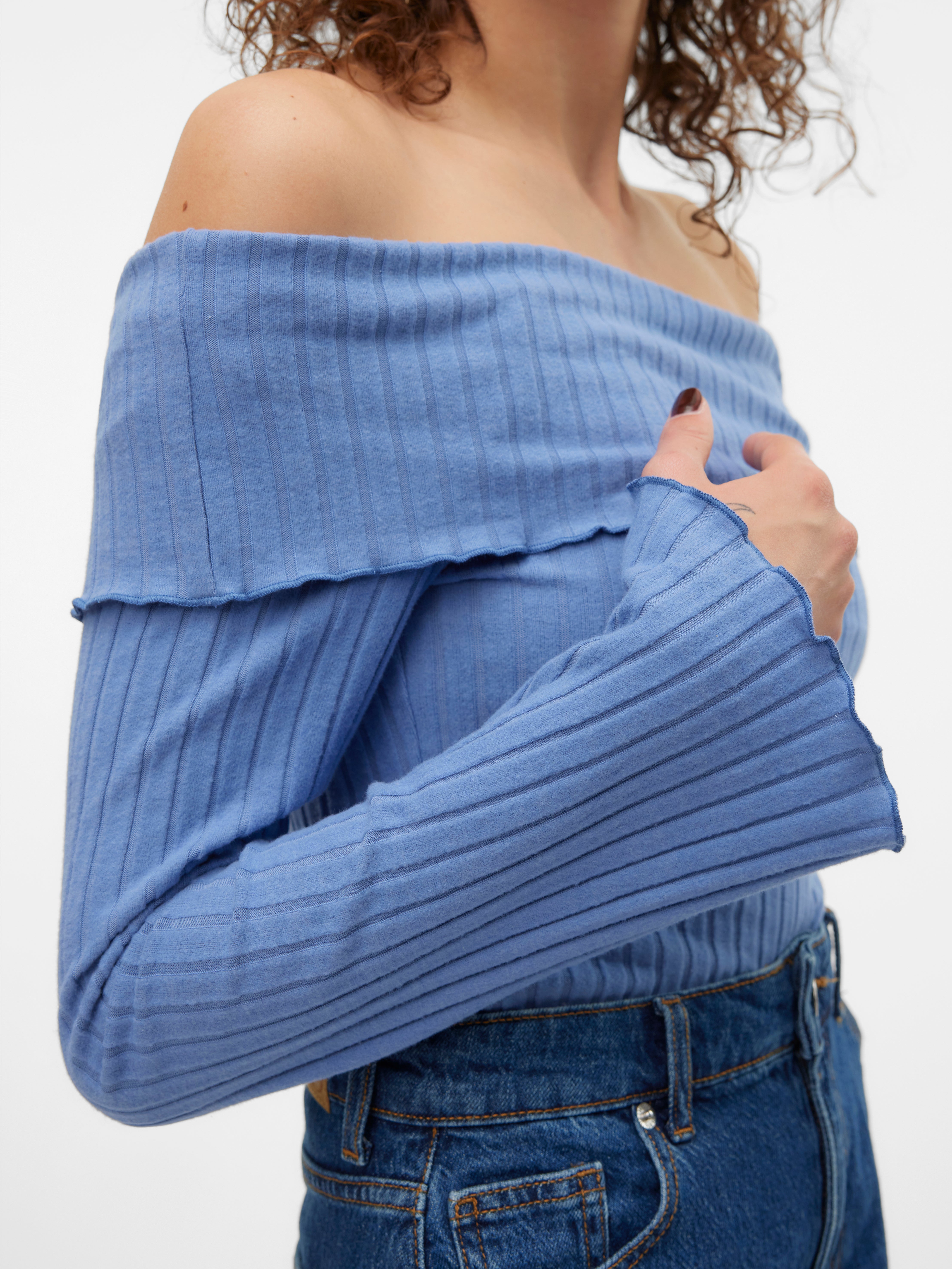 VMAURA Top