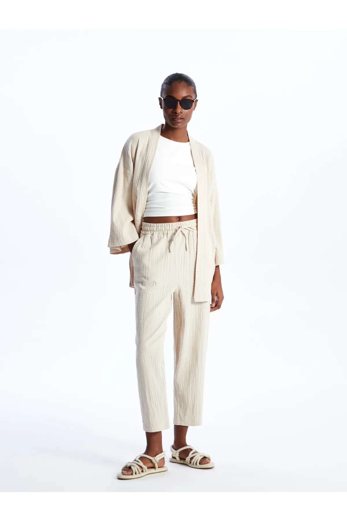 LC Waikiki  Damen-Kimono aus einfarbigem Musselin mit Schalkragen