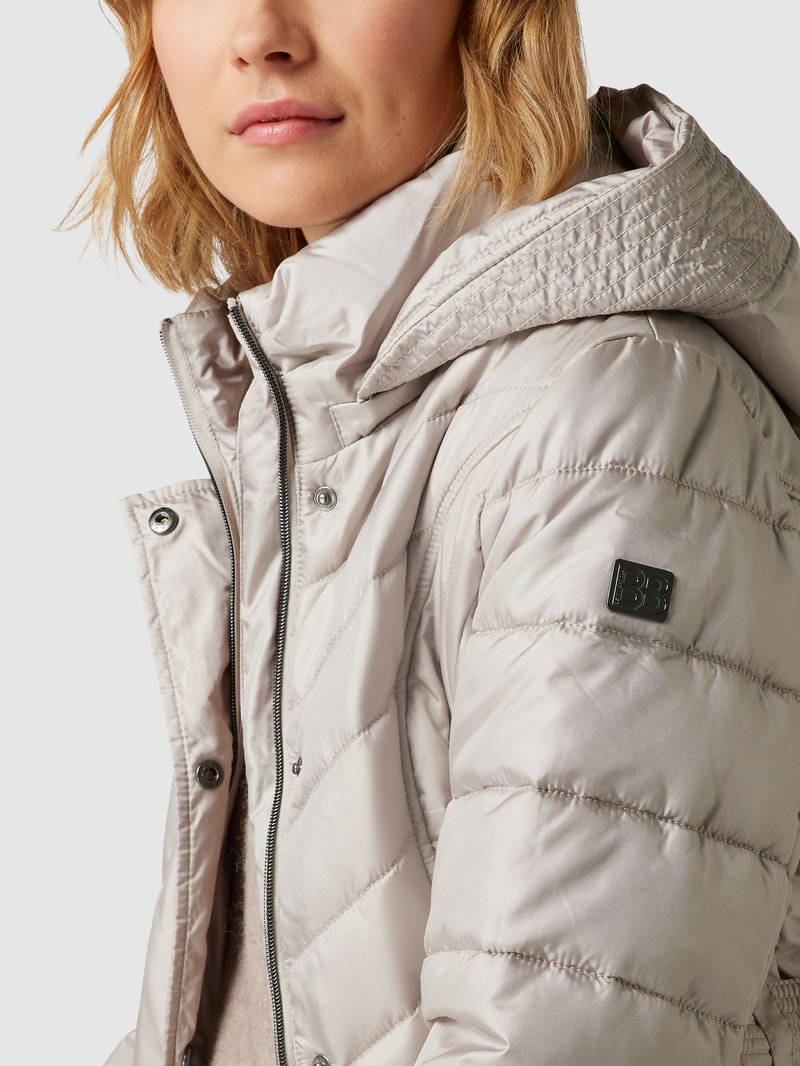 Steppjacke mit Taillengürtel in hellgrau