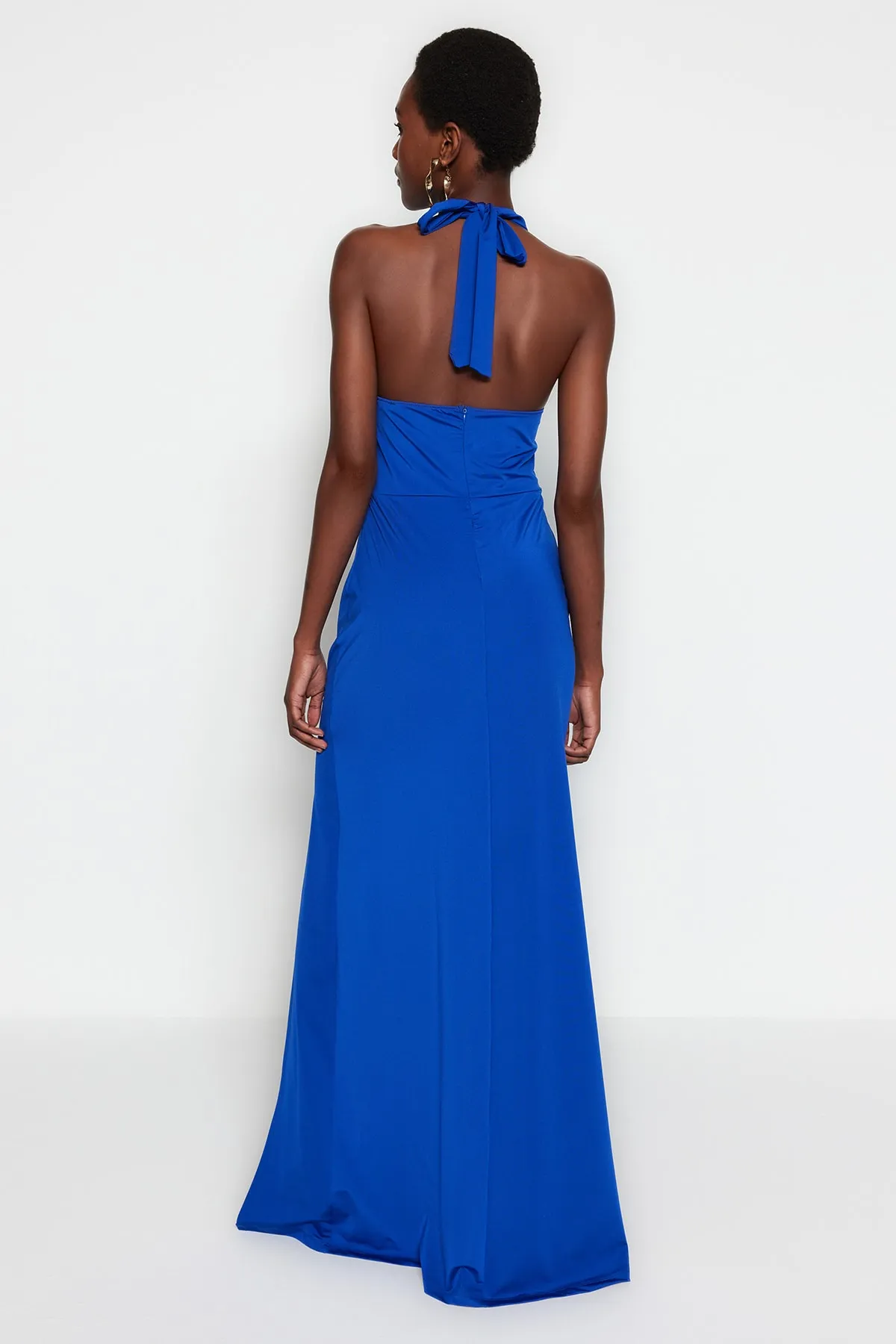 Trendyol Collection  Langes gestricktes Abendkleid von Saks TPRSS23AE00040