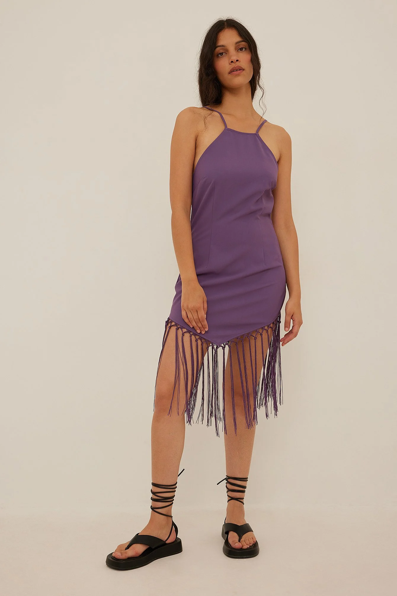 Minikleid mit Rüschendetail