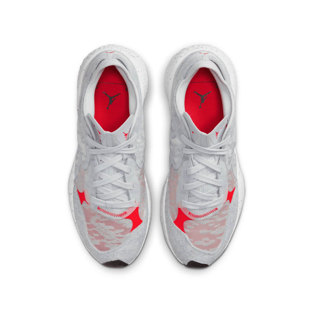 NIKE JORDAN Delta 3 Low DQ4982-002 / grau