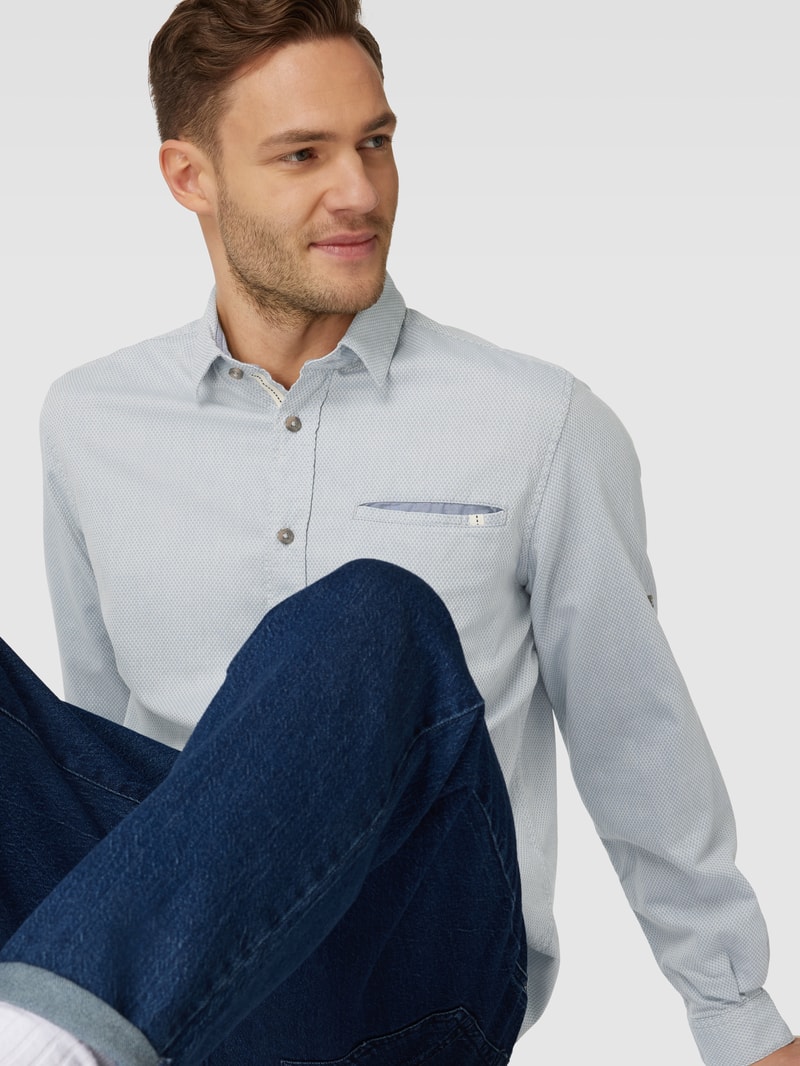 Regular Fit Freizeithemd mit Kentkragen in hellblau